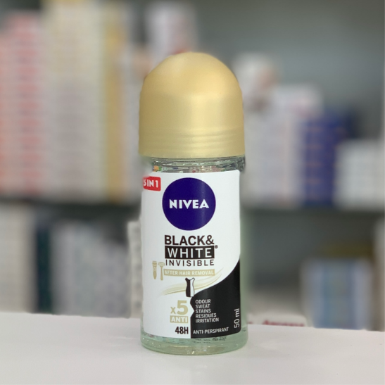 Nivea women's roll-on deodorant Black & White Invisible 50 ml